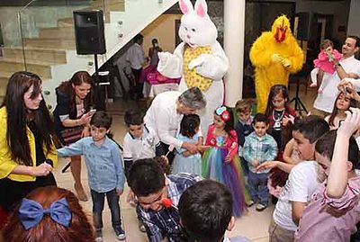 2015 Mar 29 AGBU AYA Antelias chapters Palm Sunday Lunch